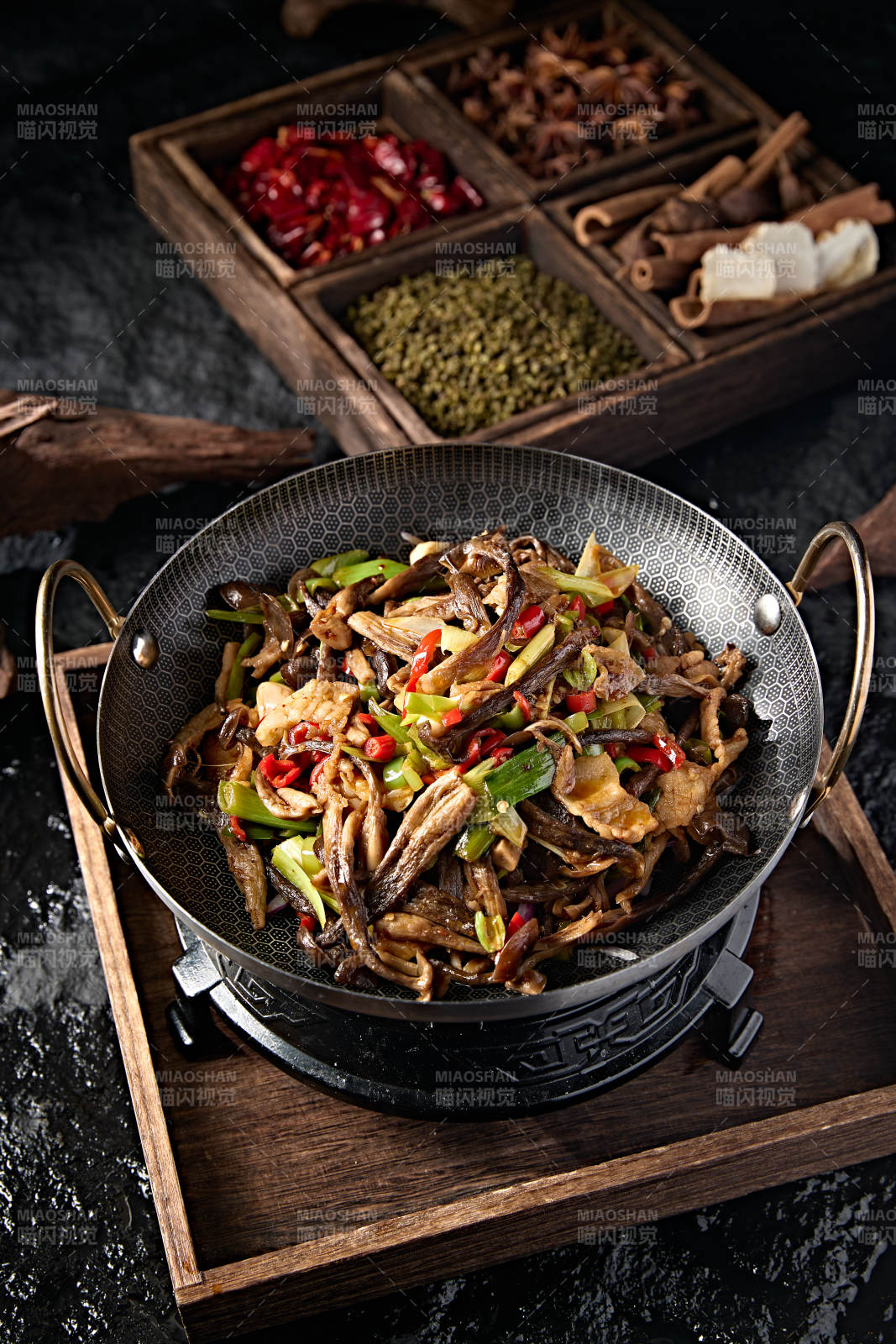 香辣干锅鹿茸菇