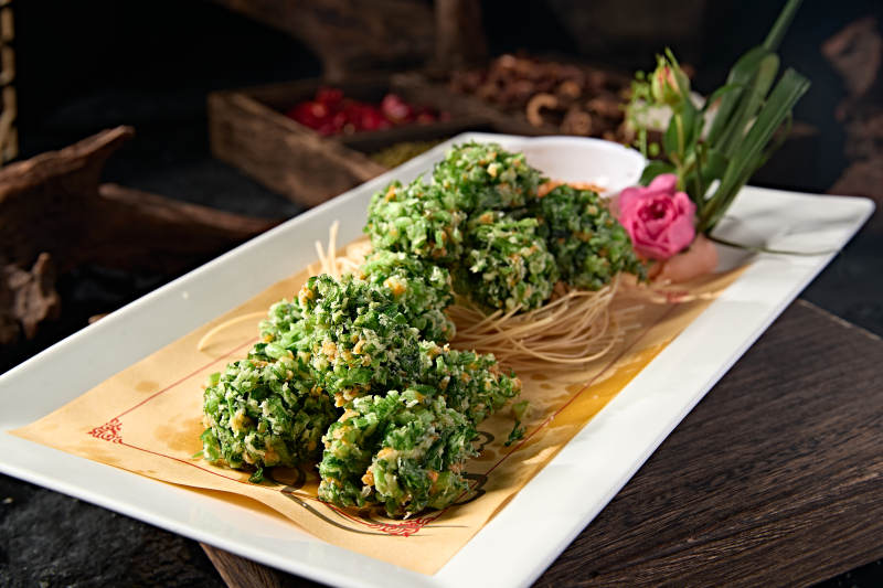 翠绿春卷 精致摆盘