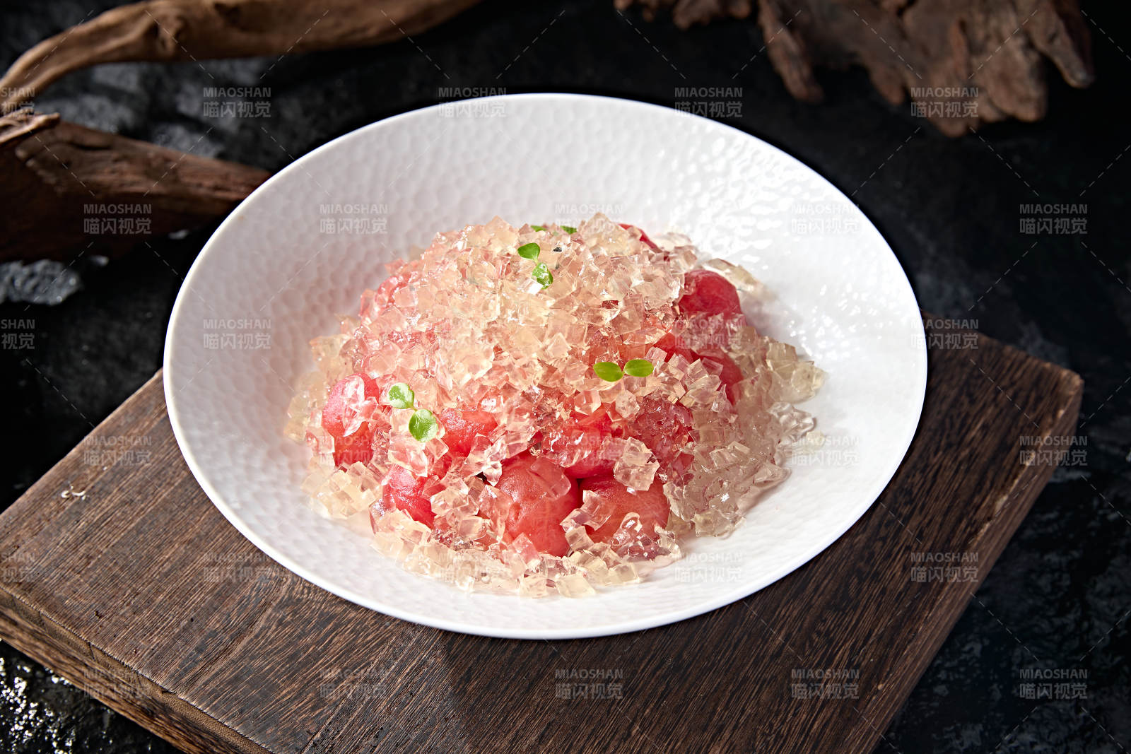 精美中餐凉菜糖腌圣女果拌水晶粉