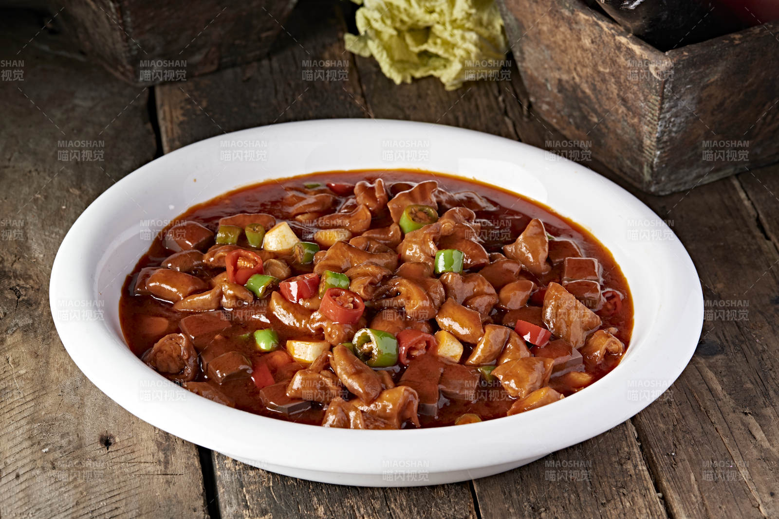 浓汤鸭血猪肥肠