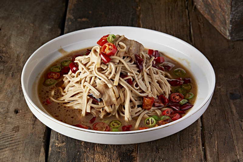 葱香辣炒五花肉干豆腐丝