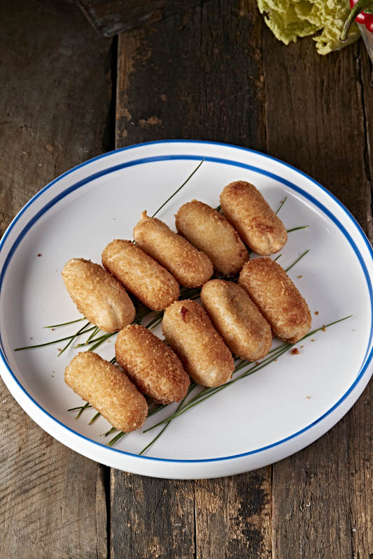 金黄酥脆炸物拼盘