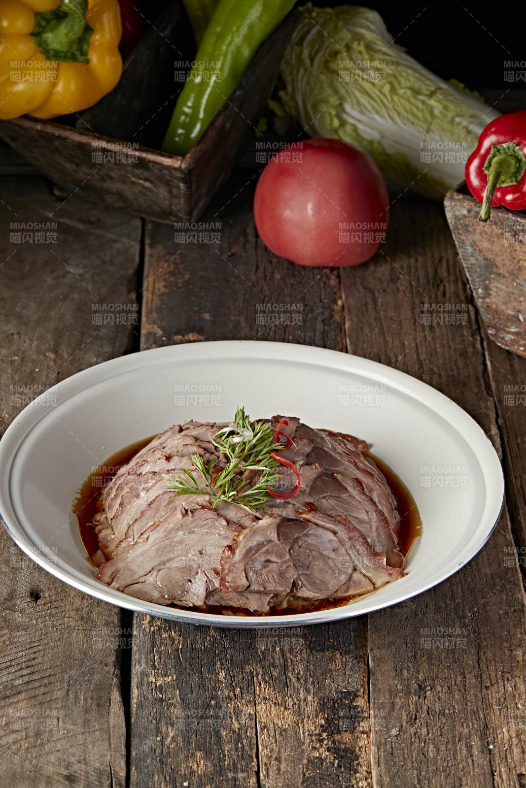 酸菜蒸肘花切片