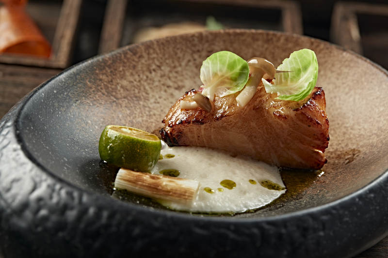 日料铁板煎俄罗斯银鳕鱼