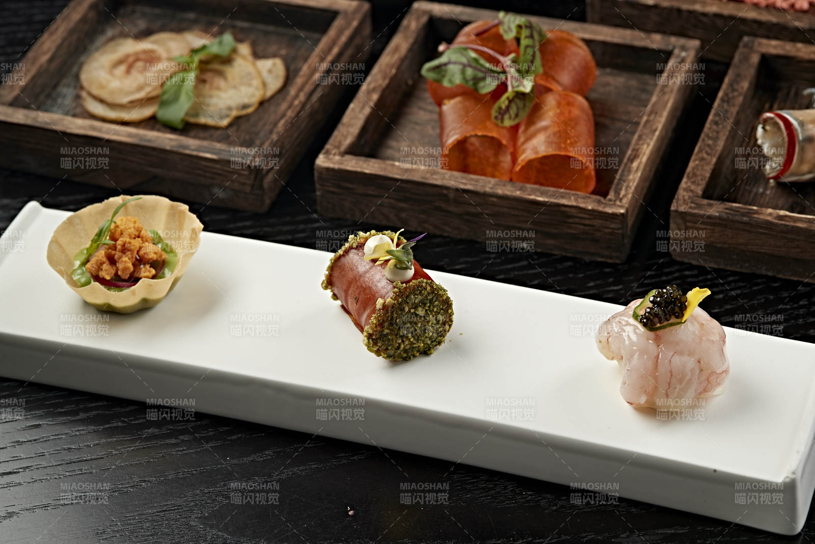 精致日式料理拼盤