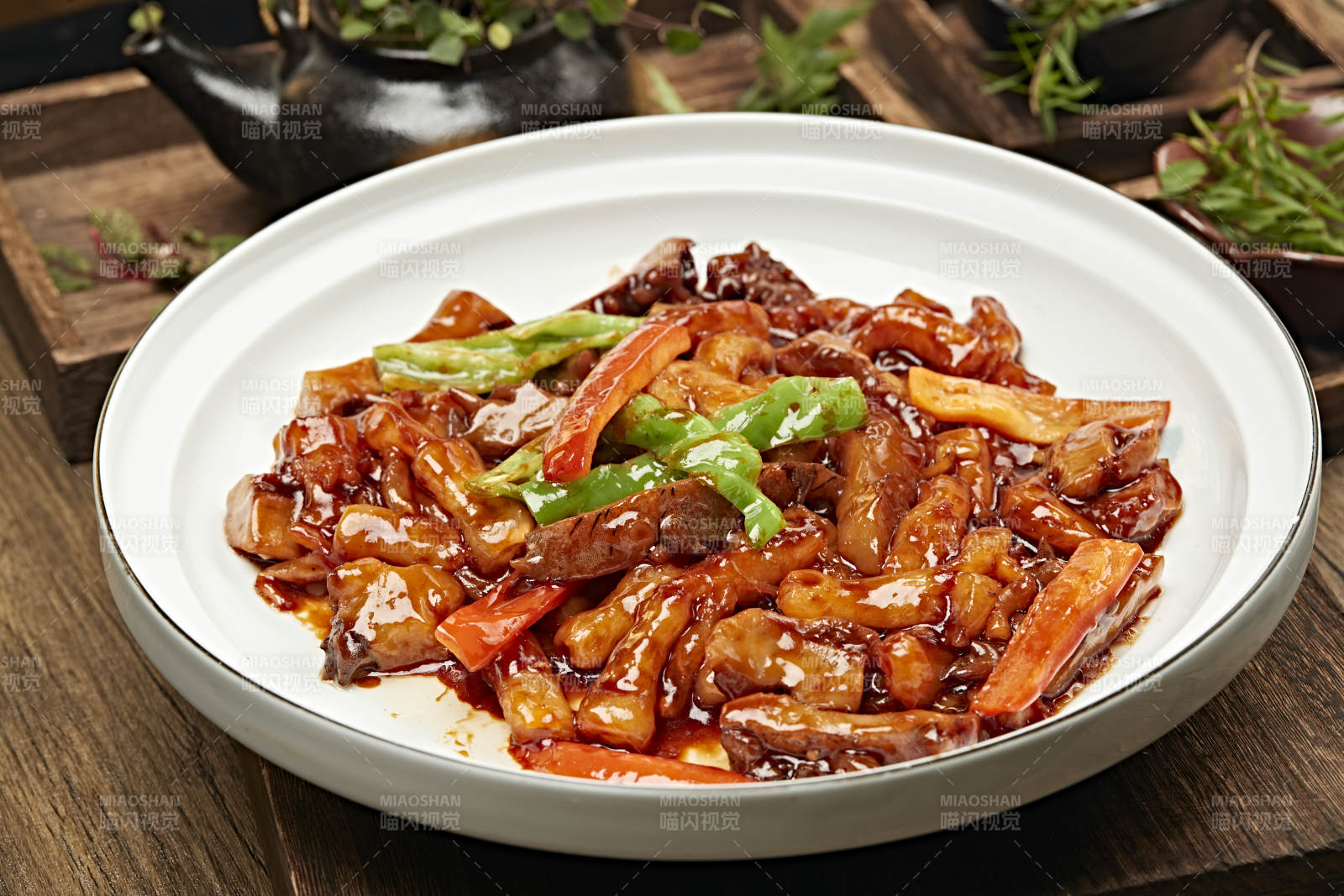 彩椒红烧梅花参