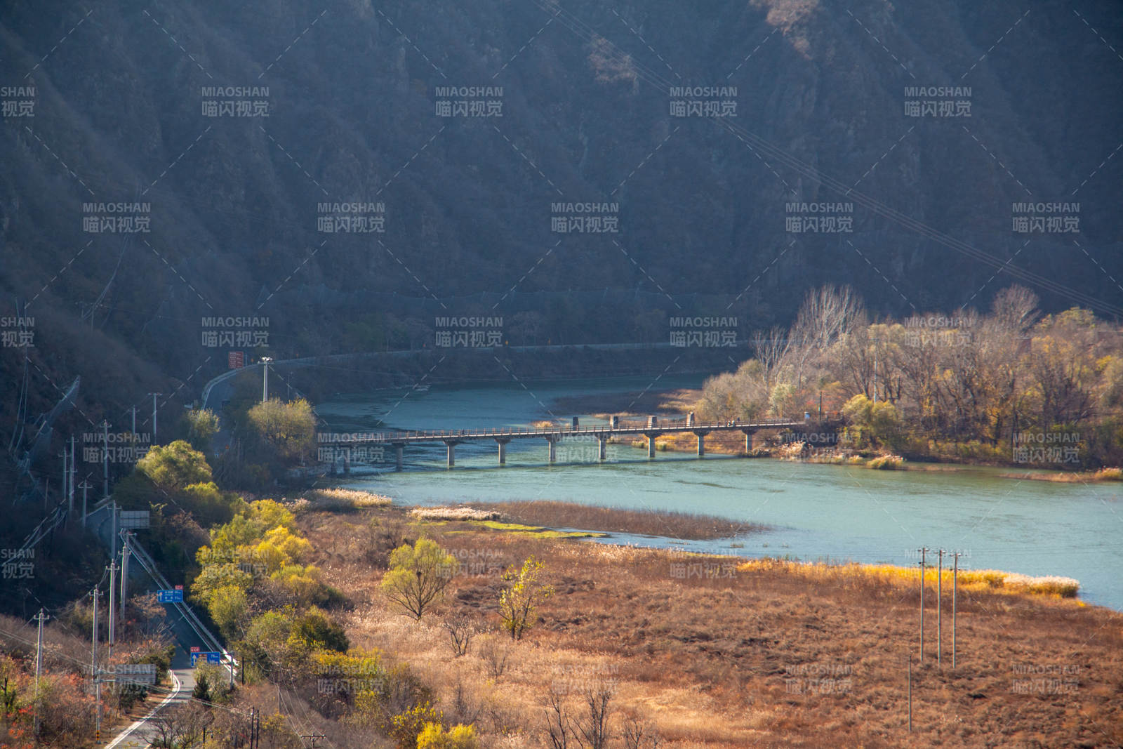 永定河山间溪流与桥景