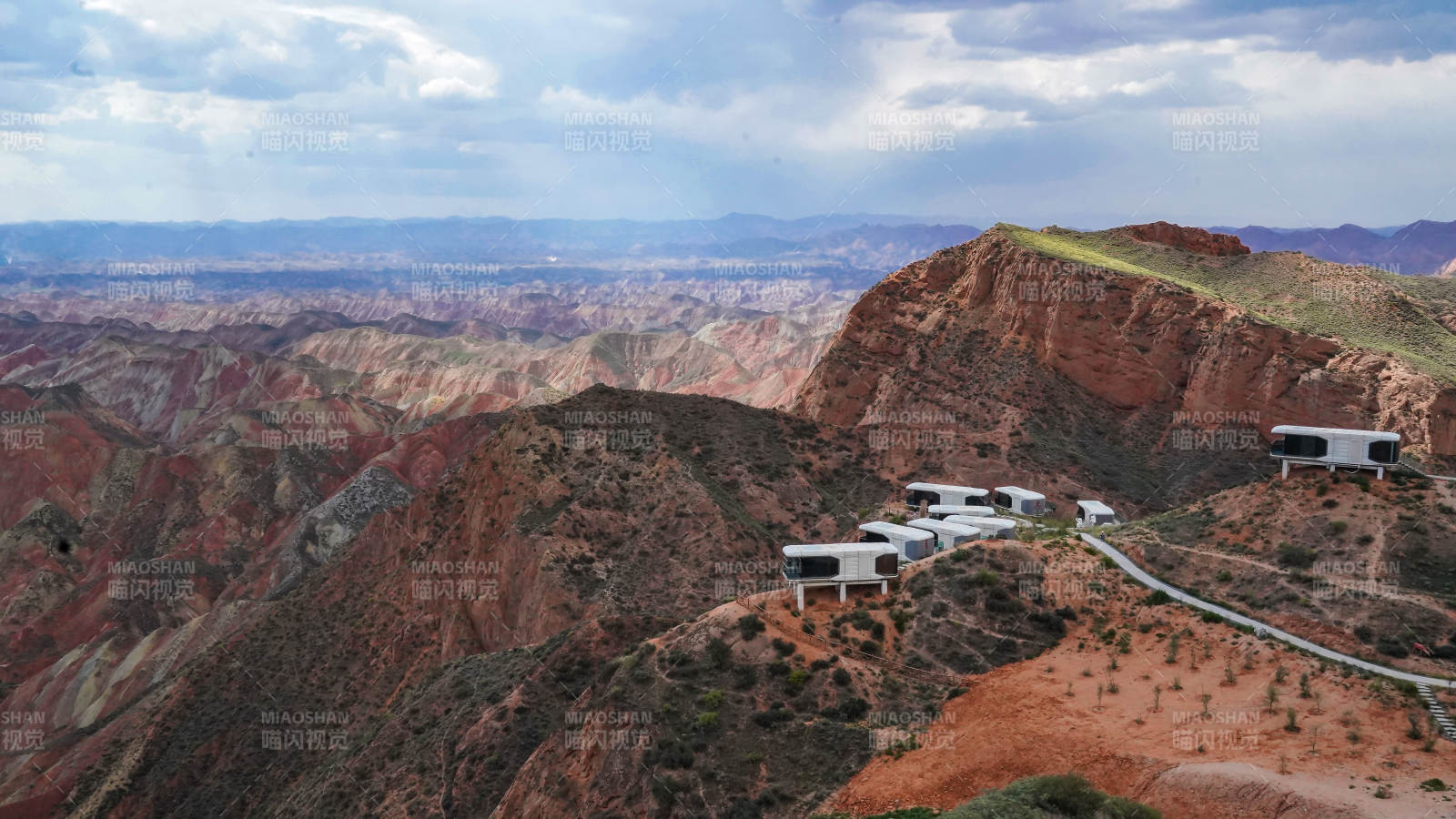 甘肅蘭州水墨丹霞地貌