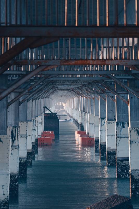 水道深处的静谧