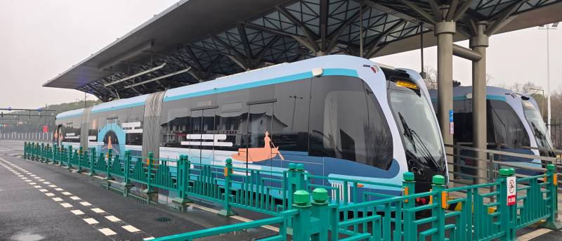 同里古镇有轨电车停靠站