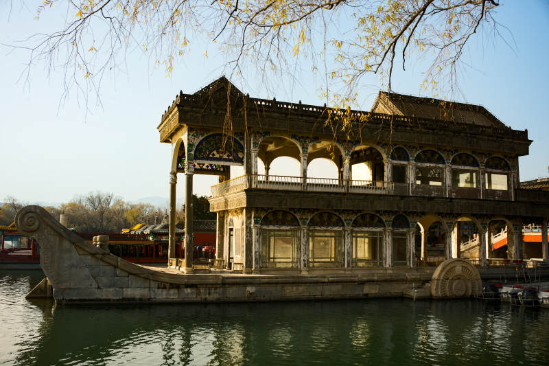 颐和园石舫—石舫静泊湖中