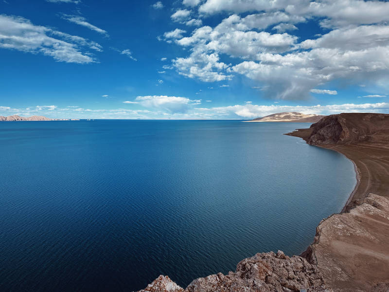 西藏湖光山色 宁静致远