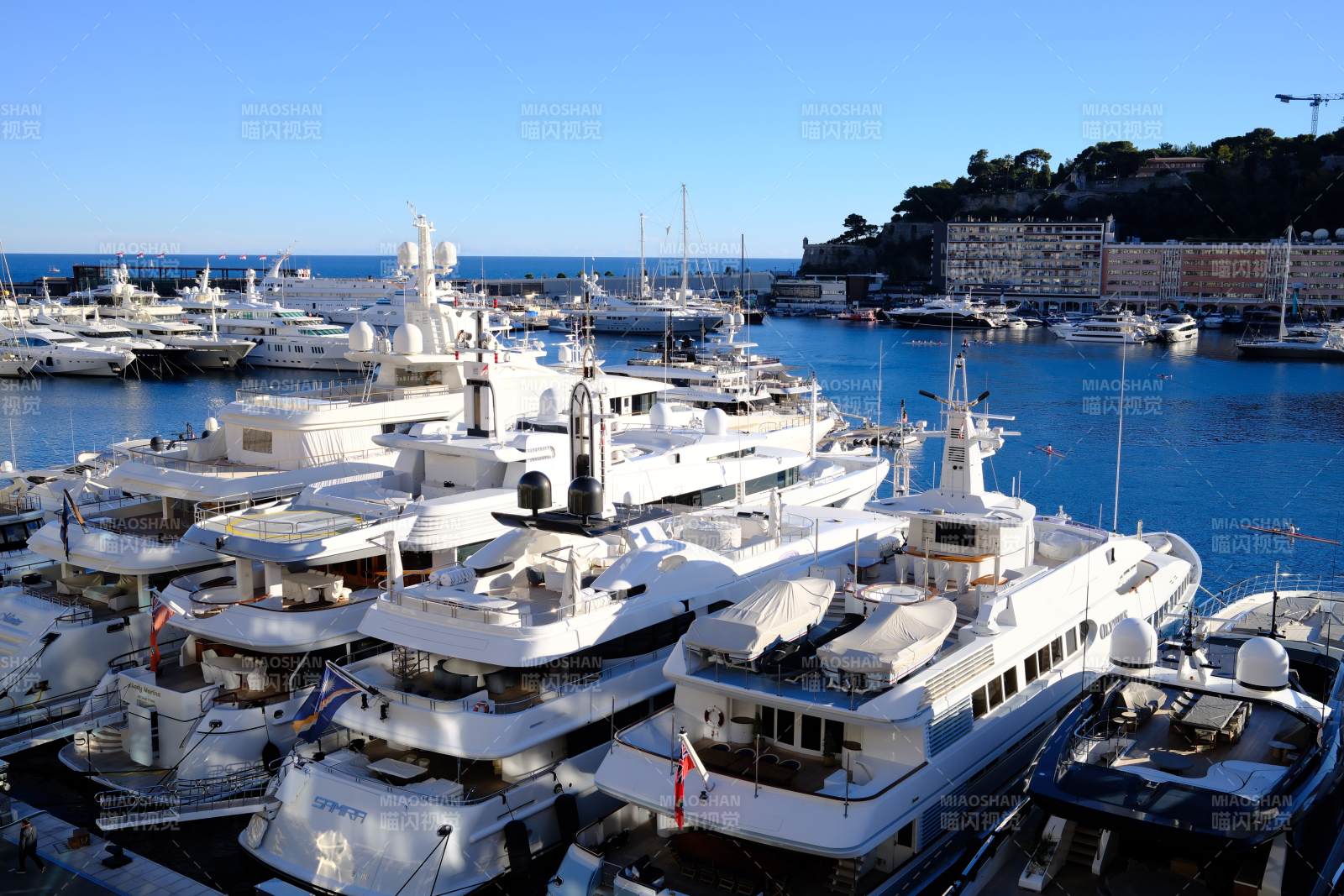 豪华游艇港湾