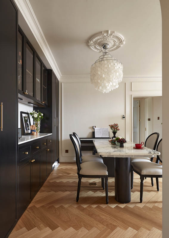 现代简约餐厅设计