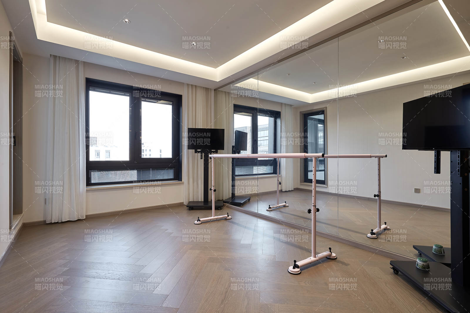 现代舞蹈练习室