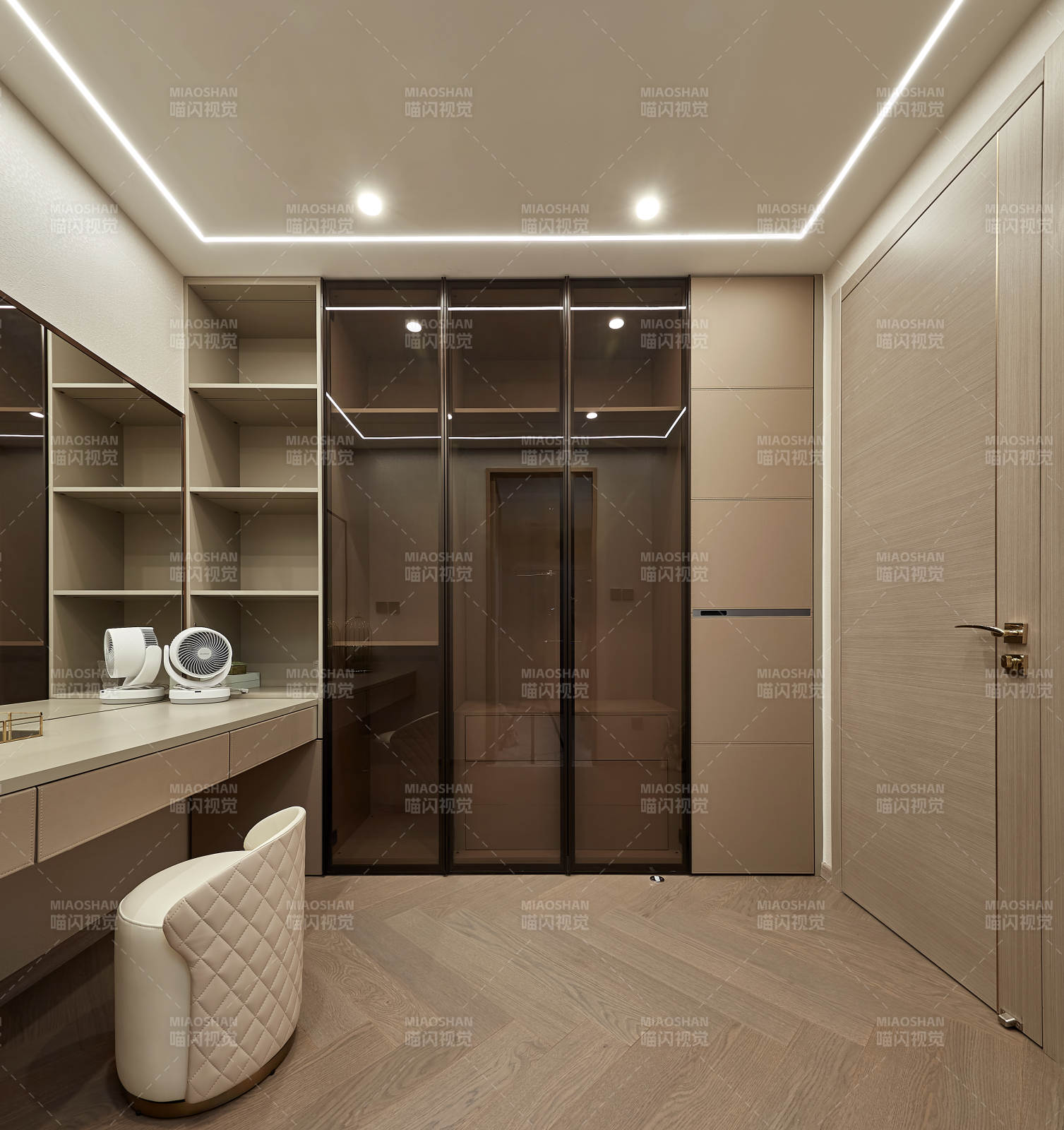 現代簡約衣帽間