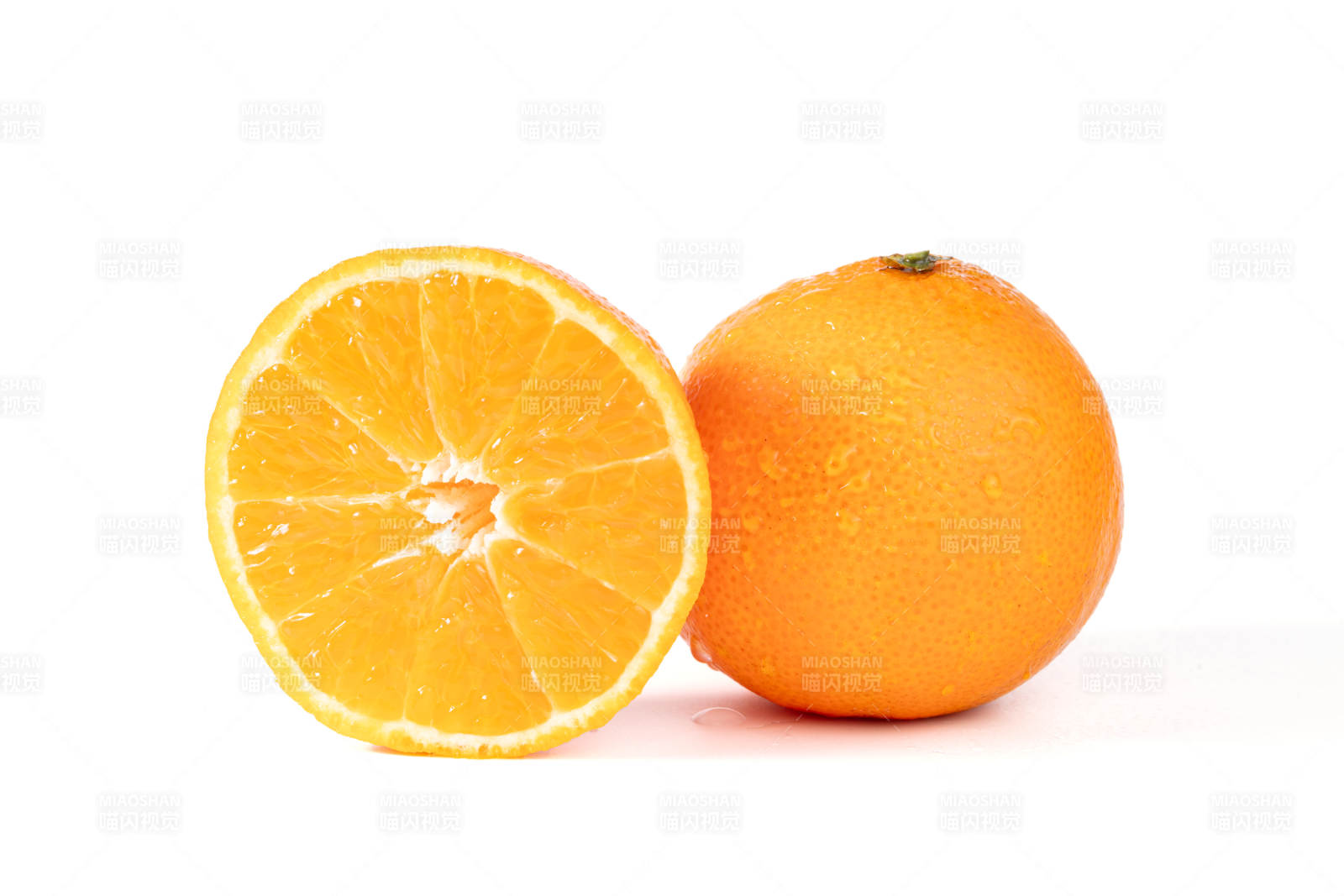 橙子切半展示