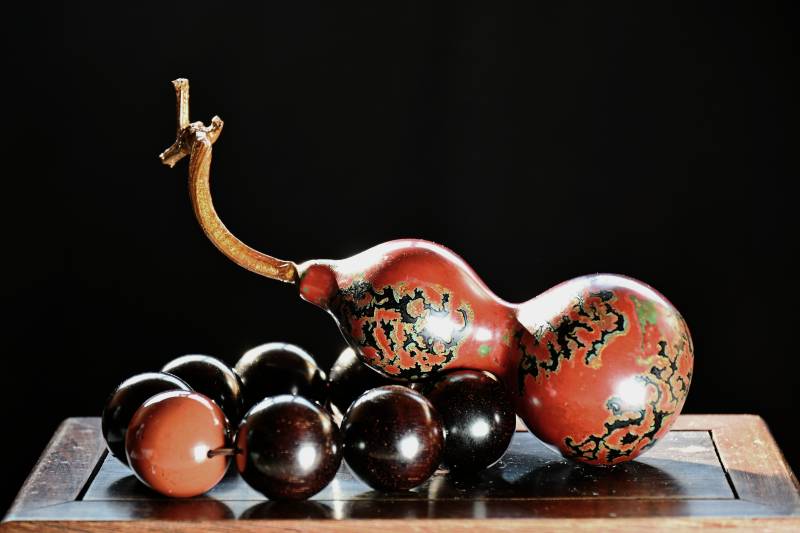 葫蘆與珠串靜物