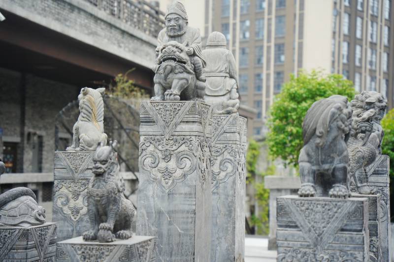 石獅守護古韻街