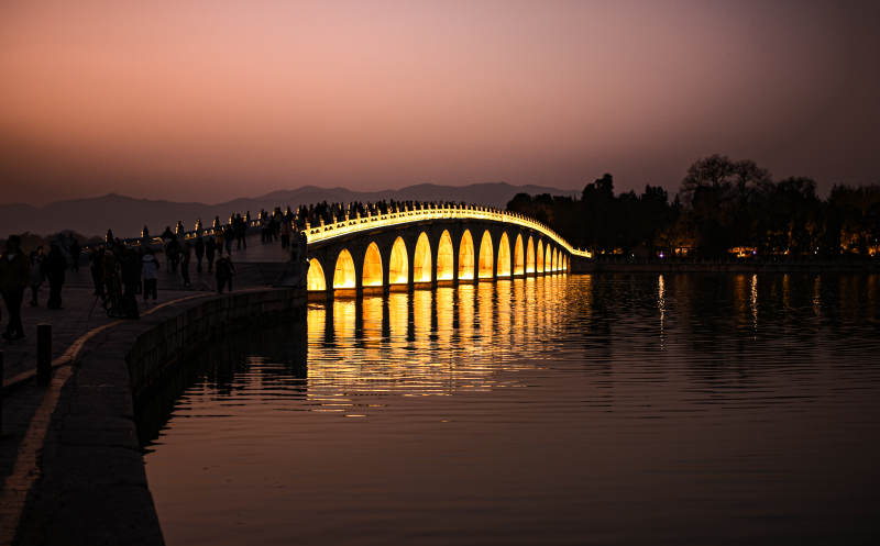 十七孔橋夜景