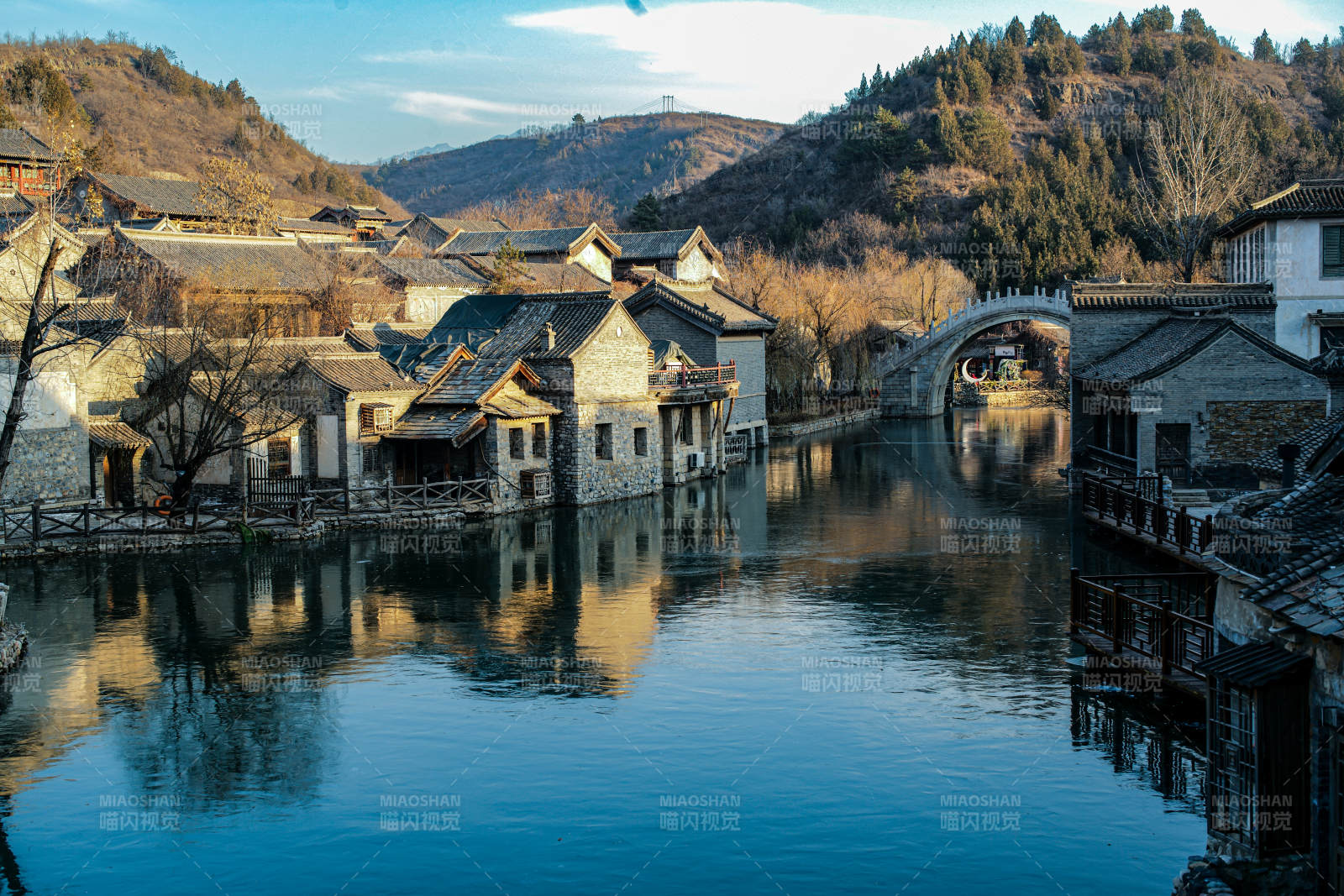 古北水鎮(zhèn)水鄉(xiāng)古韻靜謐景