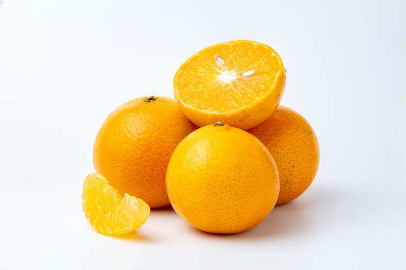 新鮮橙子堆疊圖
