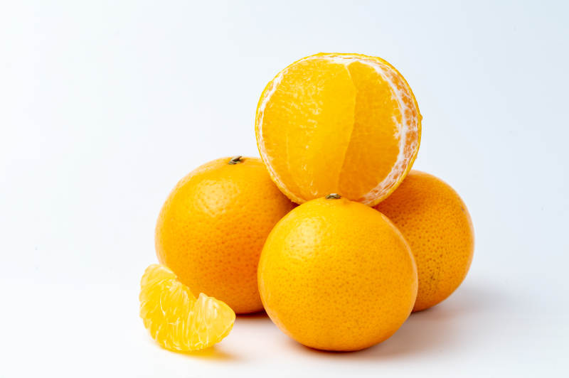 新鮮橙子堆疊圖