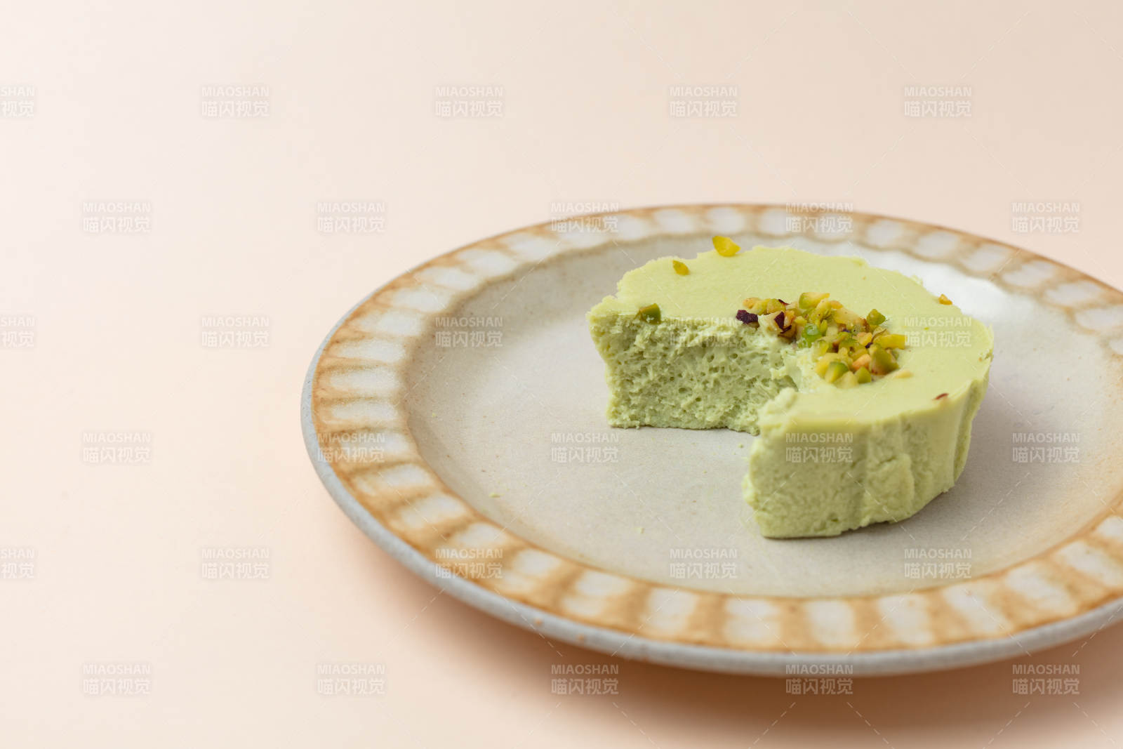 开心果巴斯克蛋糕