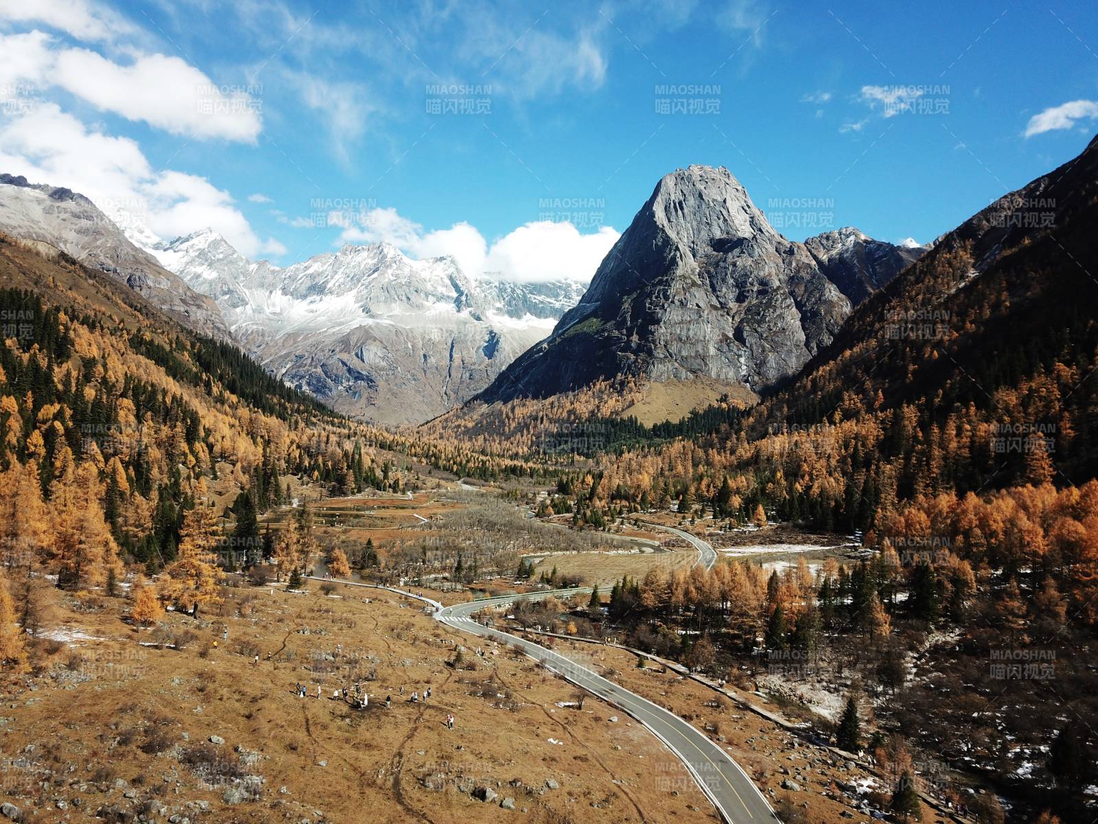 四姑娘山双桥沟秋山公路美景