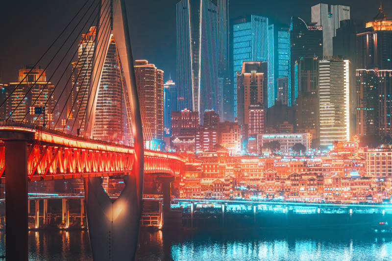 夜幕下的城市之光