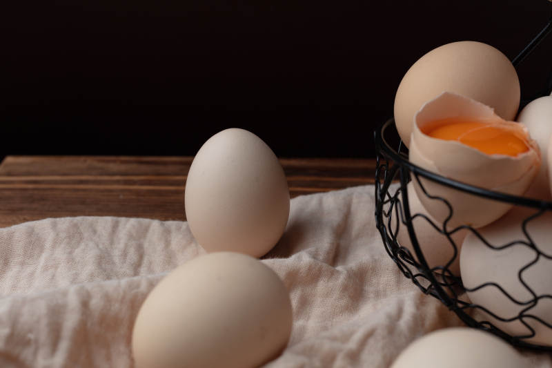 雞蛋靜物圖