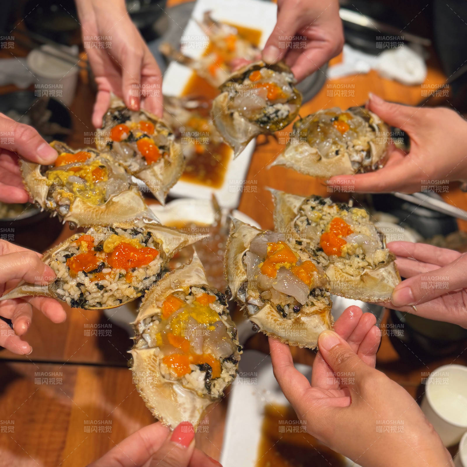 共享美味生腌蟹