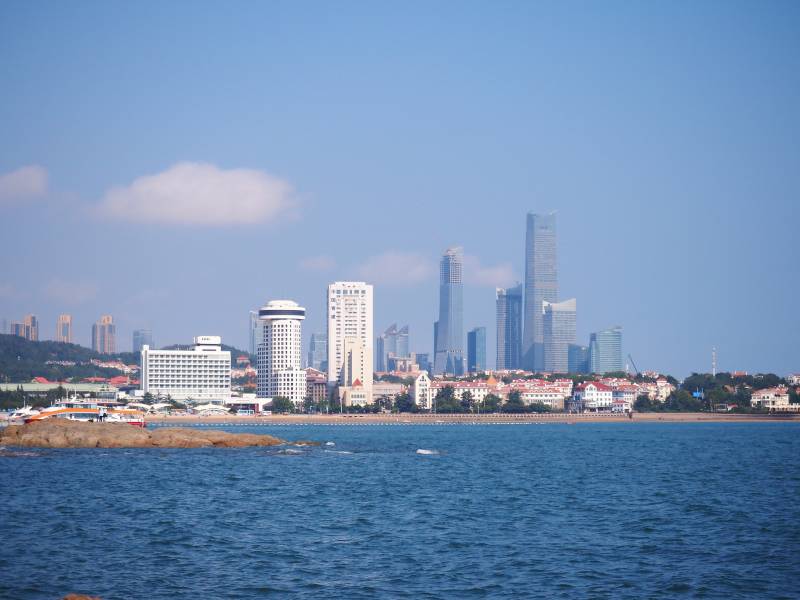 海濱城市天際線