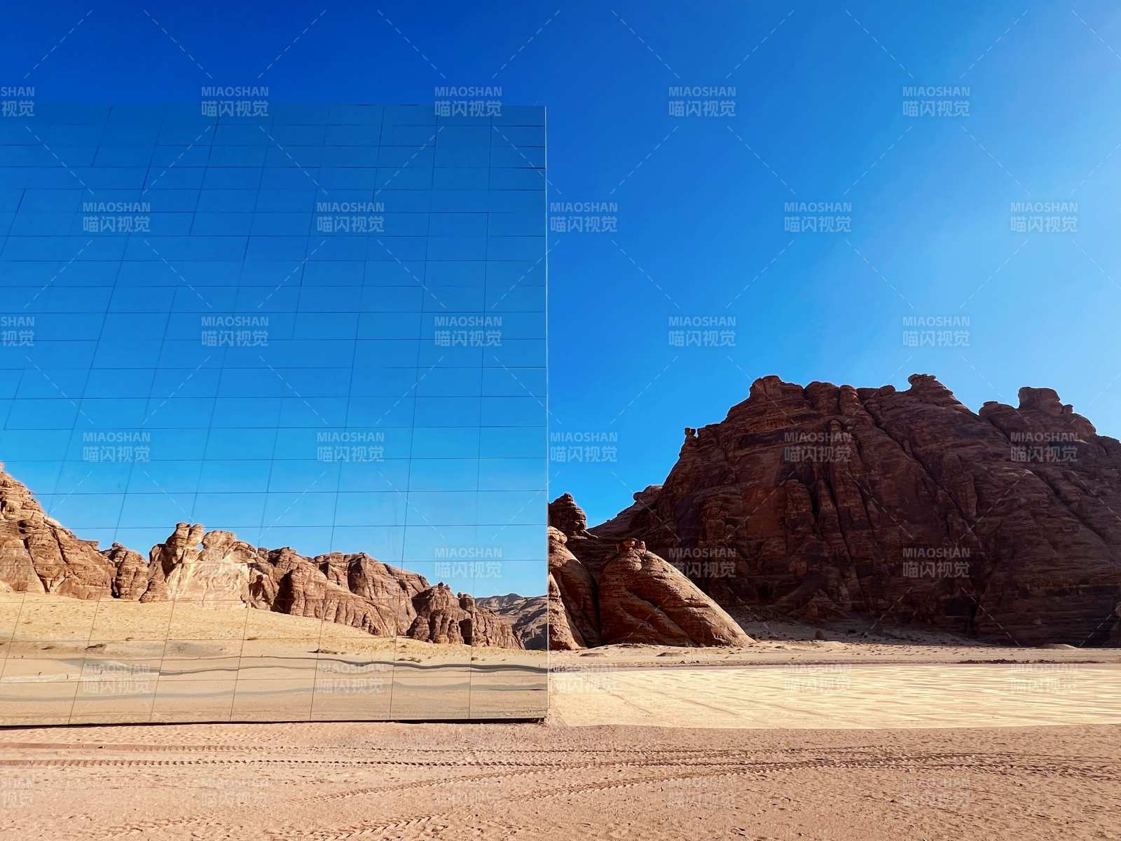 鏡面沙漠奇景-攝影圖