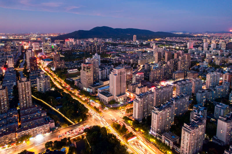城市夜景璀璨燈火-攝影圖