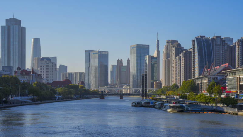 城市河畔風(fēng)光-攝影圖