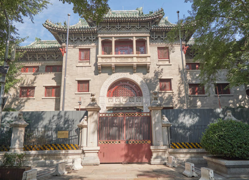 古建筑門前風光-攝影圖