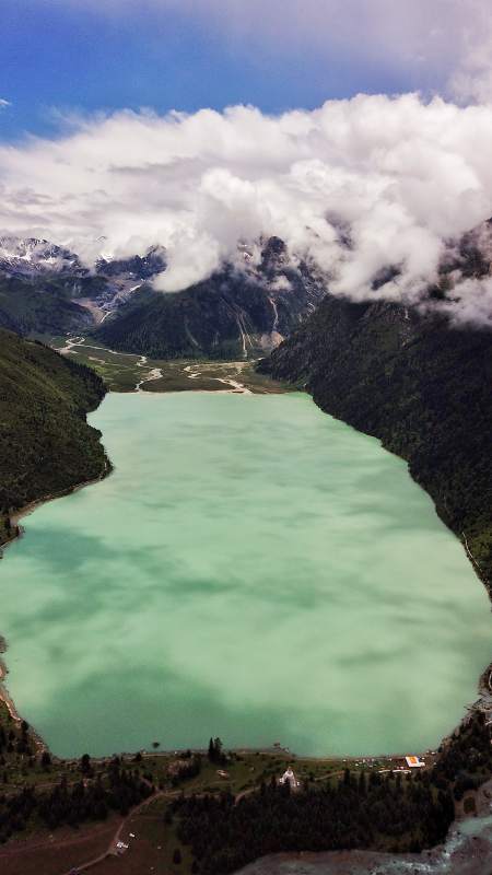 四川新路海的风景-摄影图