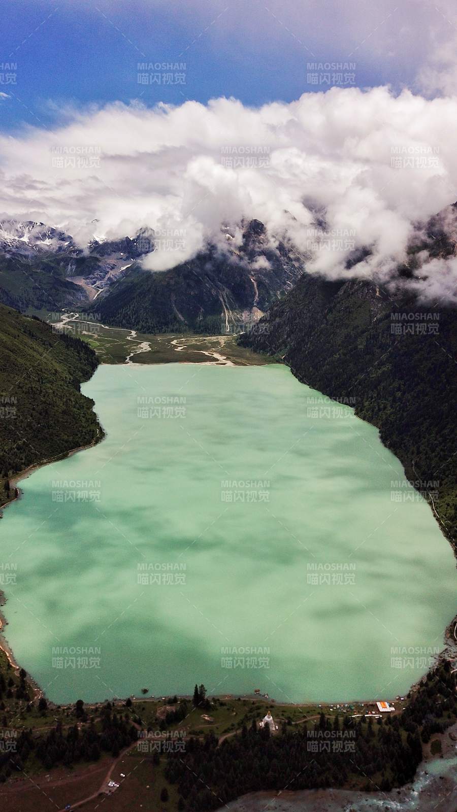 四川新路海的风景-摄影图