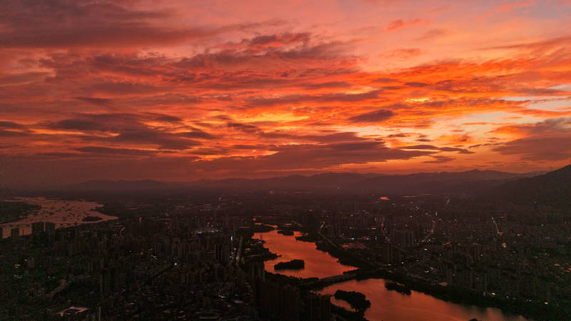 赤霞映城-摄影图