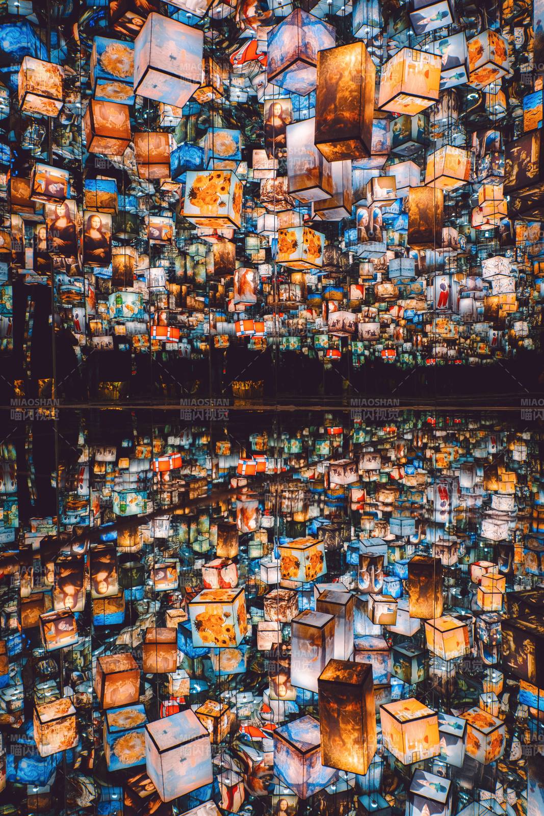 重庆梵高星空艺术馆-摄影图