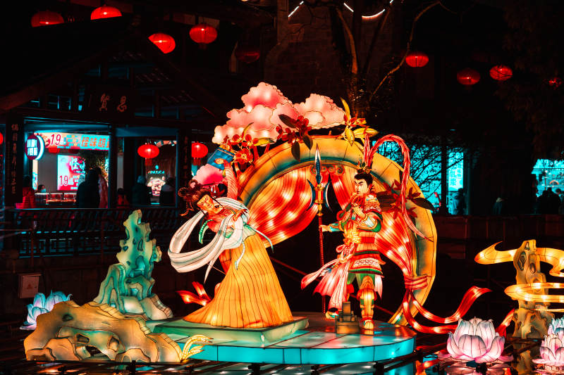 梦幻花车巡游-摄影图