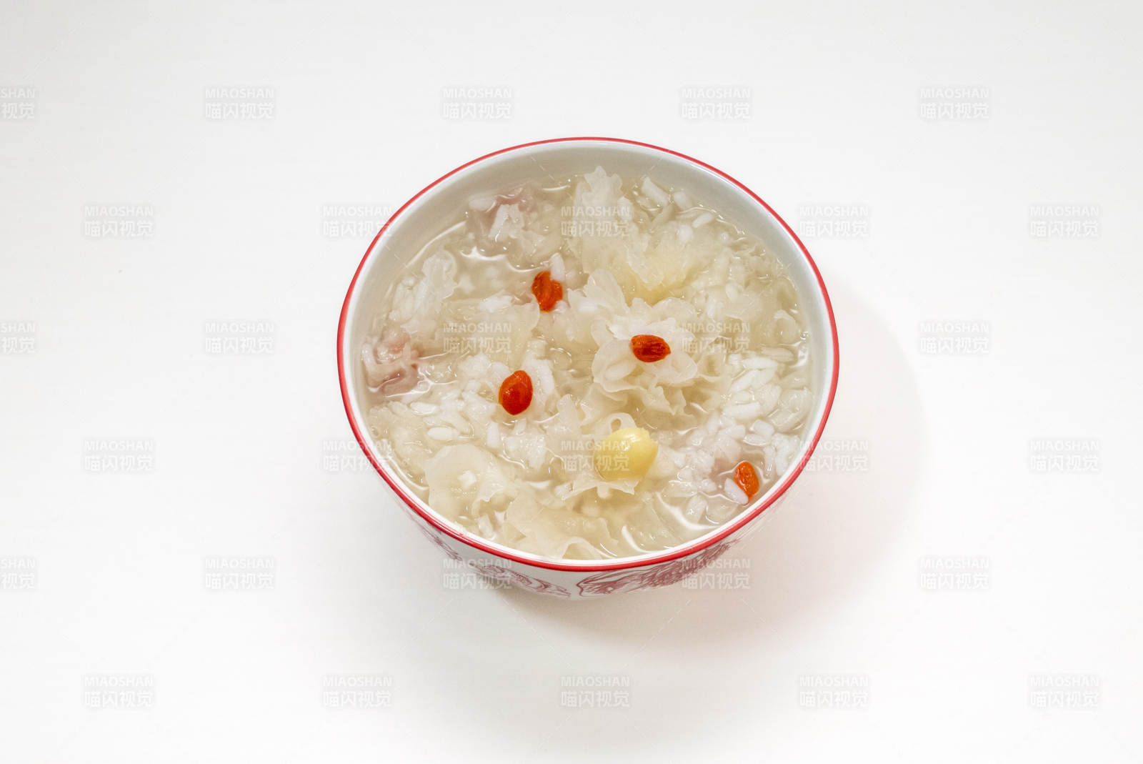 銀耳蓮子羹-攝影圖