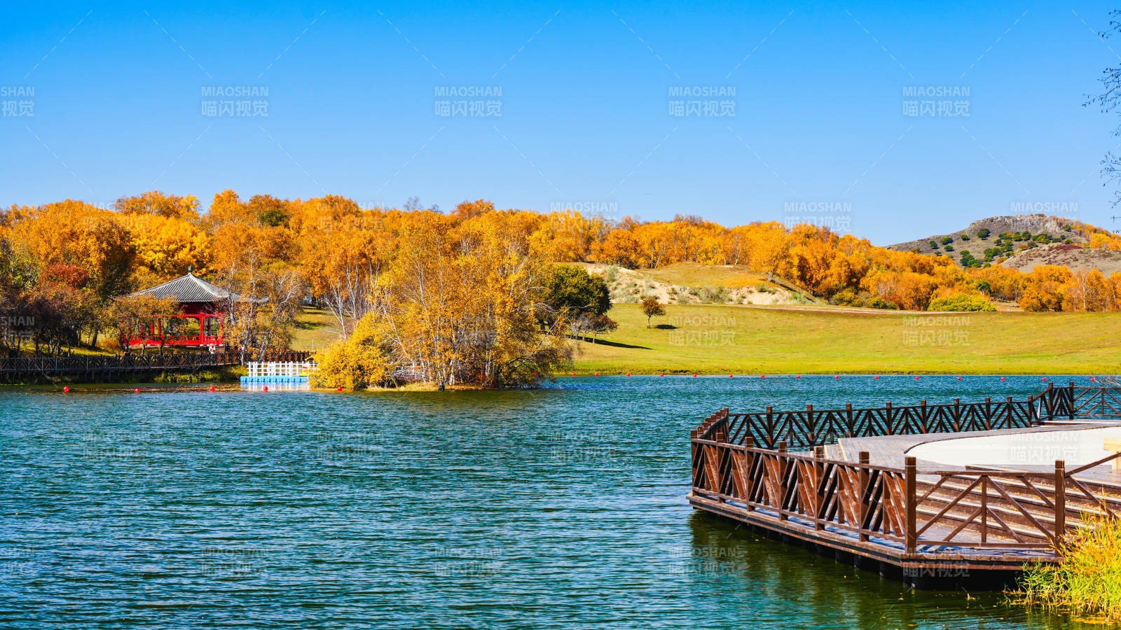 烏蘭布統公主湖秋天美景-攝影圖