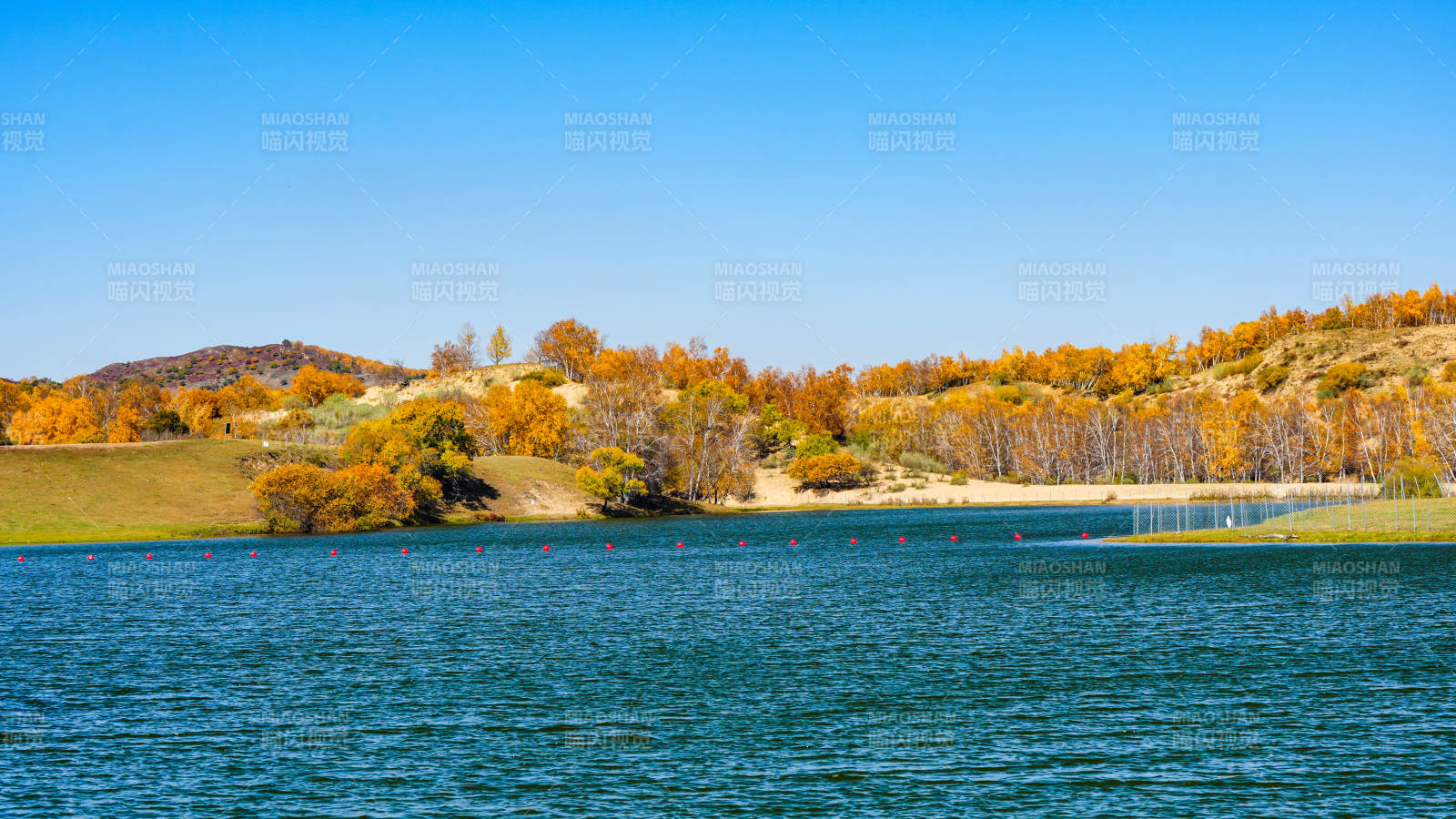 烏蘭布統(tǒng)公主湖秋天風(fēng)光-攝影圖