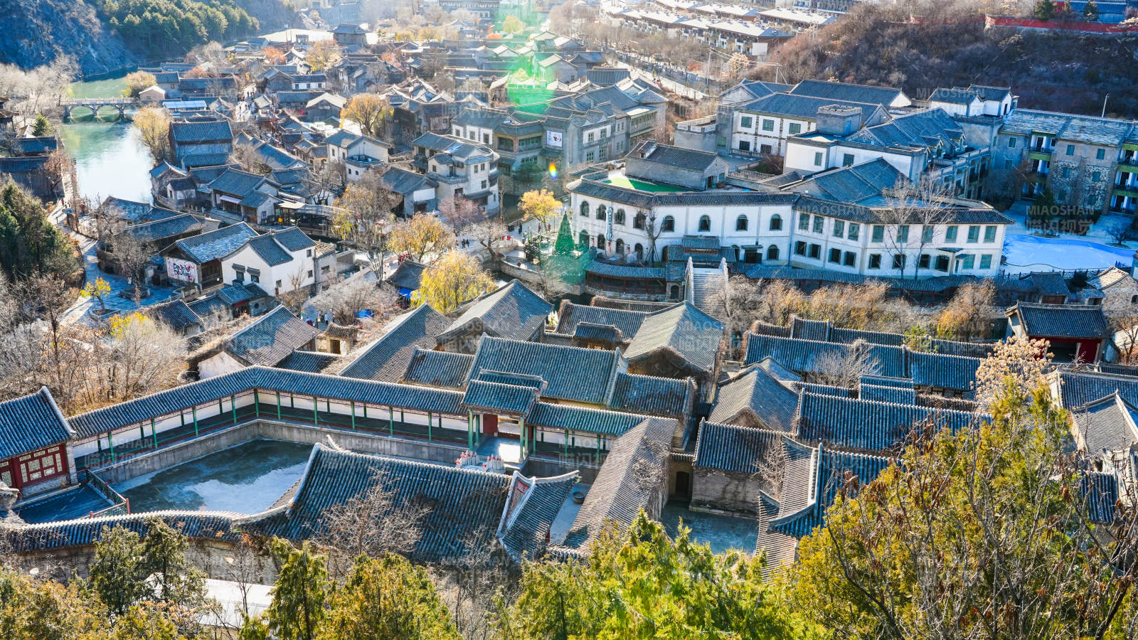 北京古北水镇古村落俯瞰图-摄影图