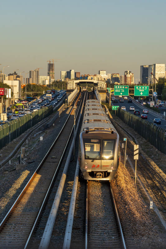 北京地铁一号线穿行记-摄影图