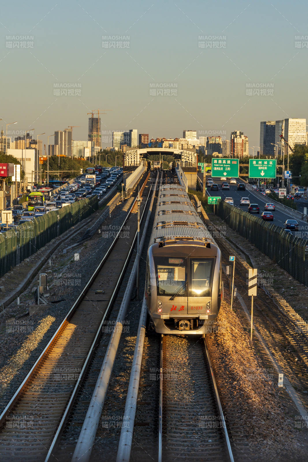 北京地鐵一號線穿行記-攝影圖