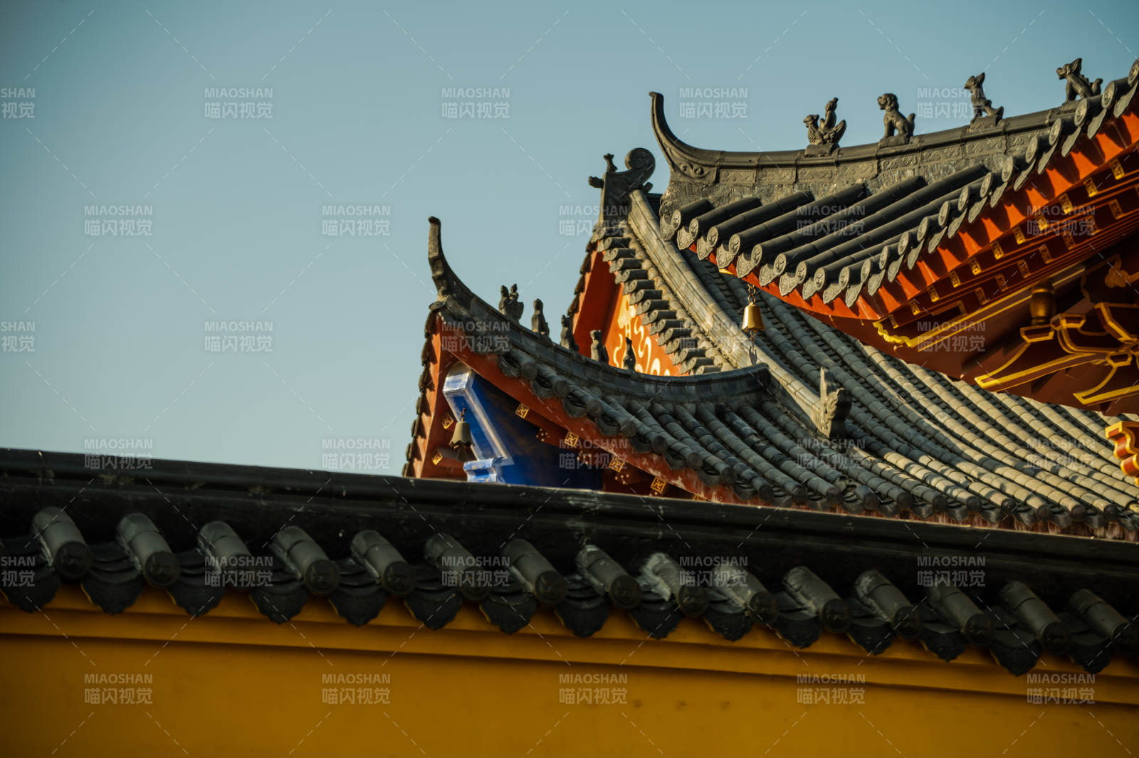 古建筑屋檐特写-摄影图