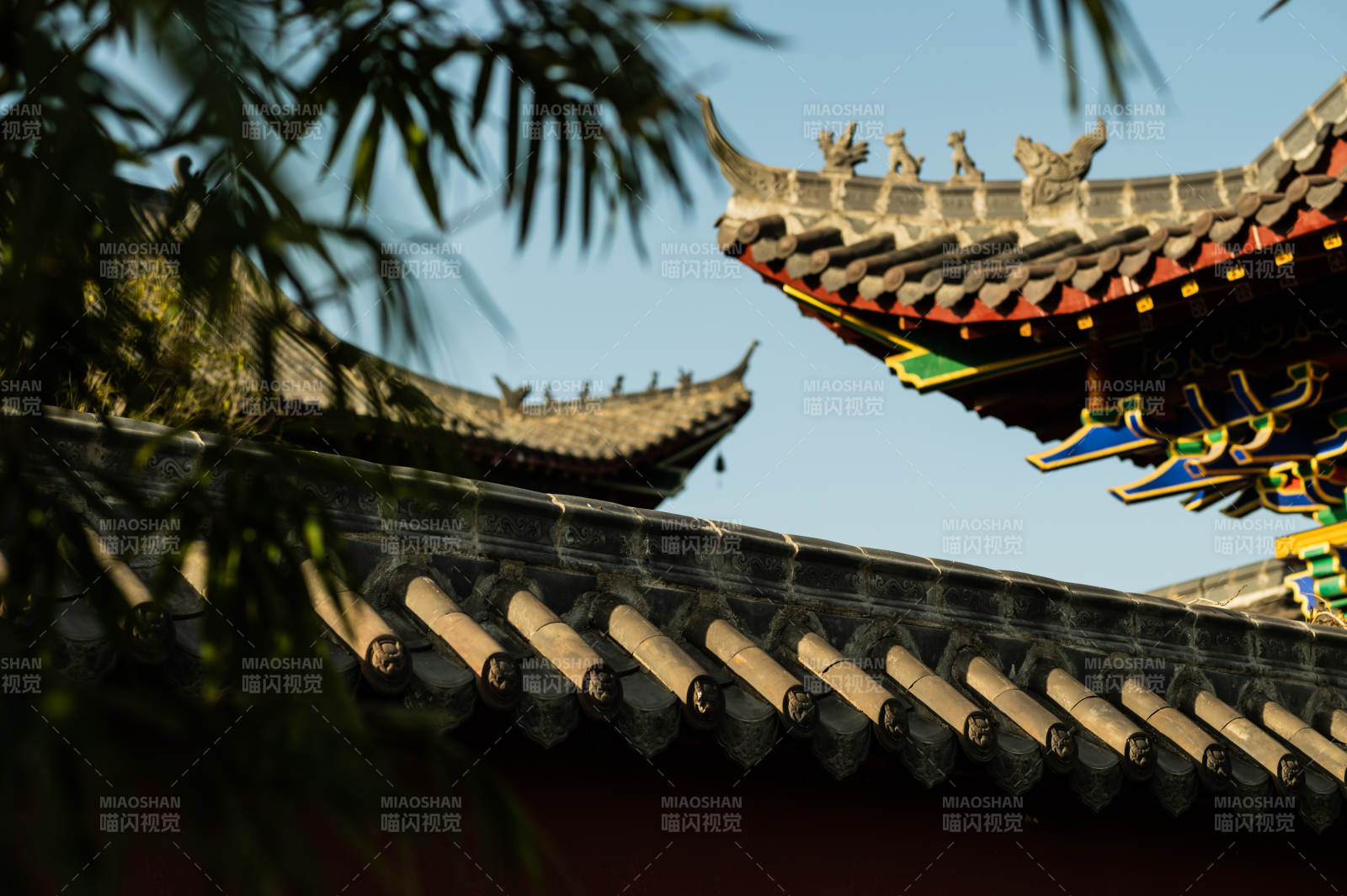 古建筑屋檐特写-摄影图